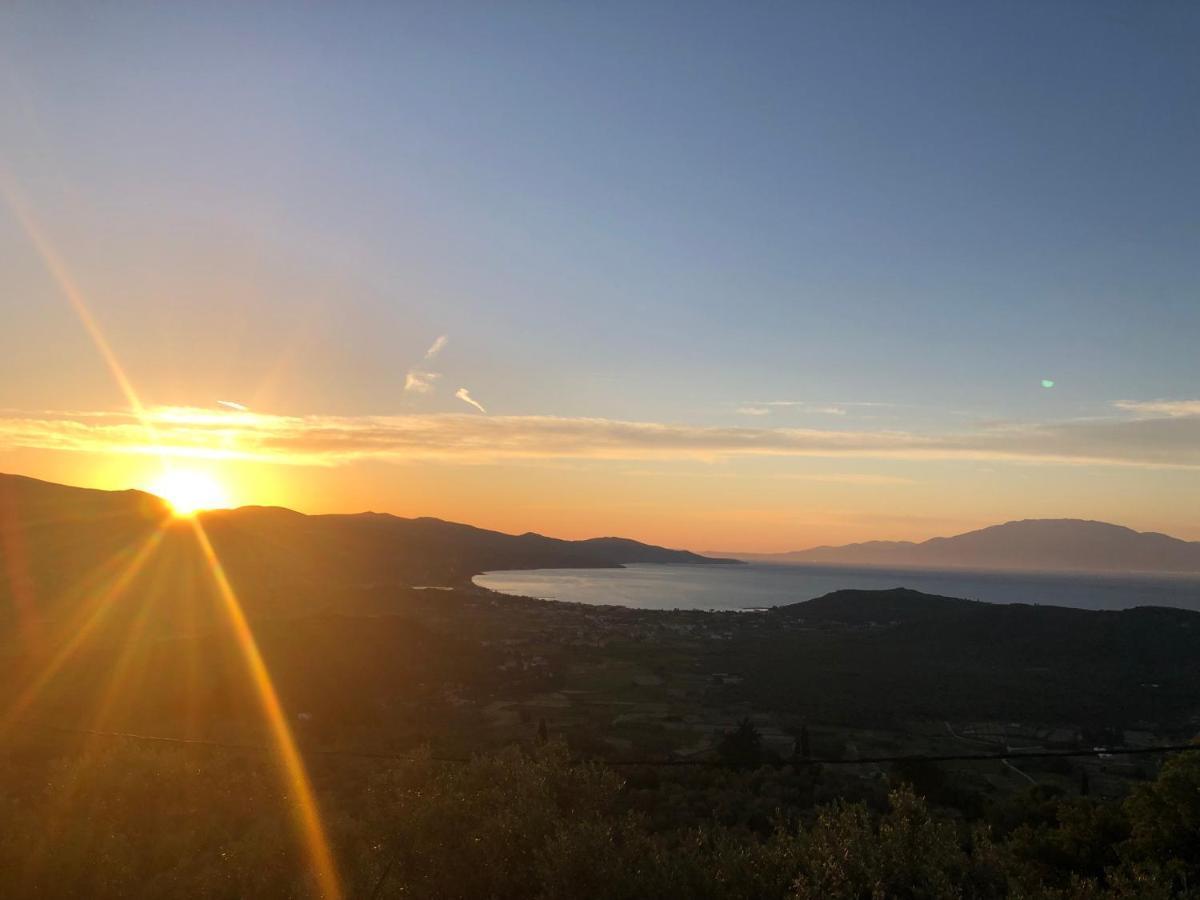 Villa Thea - Τhe View 1St Floor Áno Yerakaríon Dış mekan fotoğraf