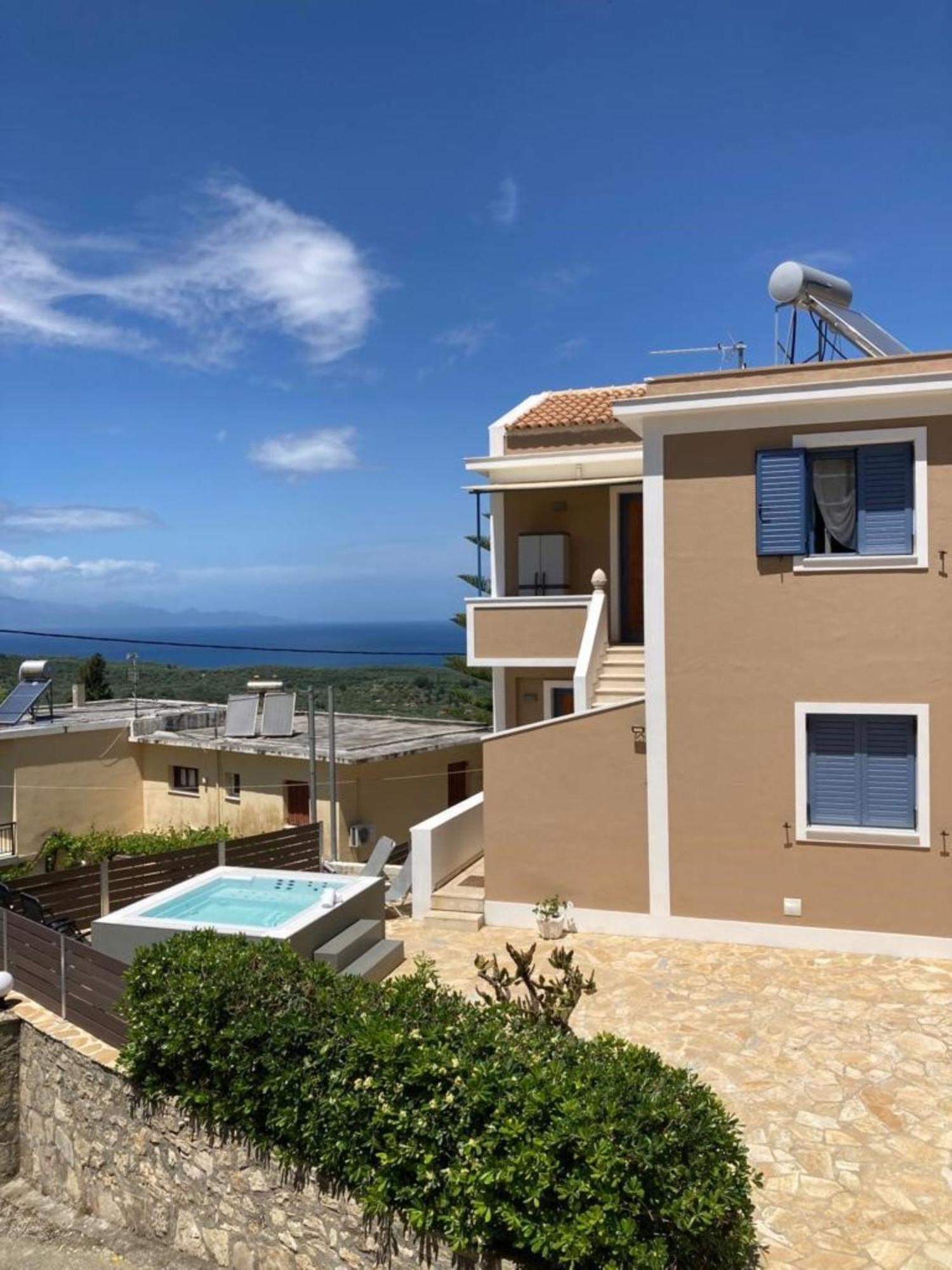 Villa Thea - Τhe View 1St Floor Áno Yerakaríon Dış mekan fotoğraf